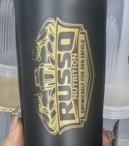PREMIUM SHAKER MIT METALLKUGEL SCHWARZ – KEINE KLUMPEN. NUR PERFEKTION.