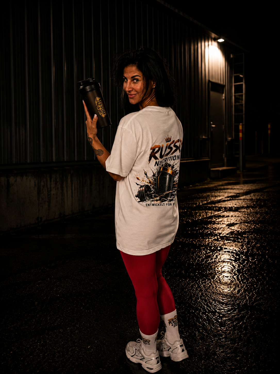 Russo Nutrition Shirt Shaker mit Hantel – Bild 8